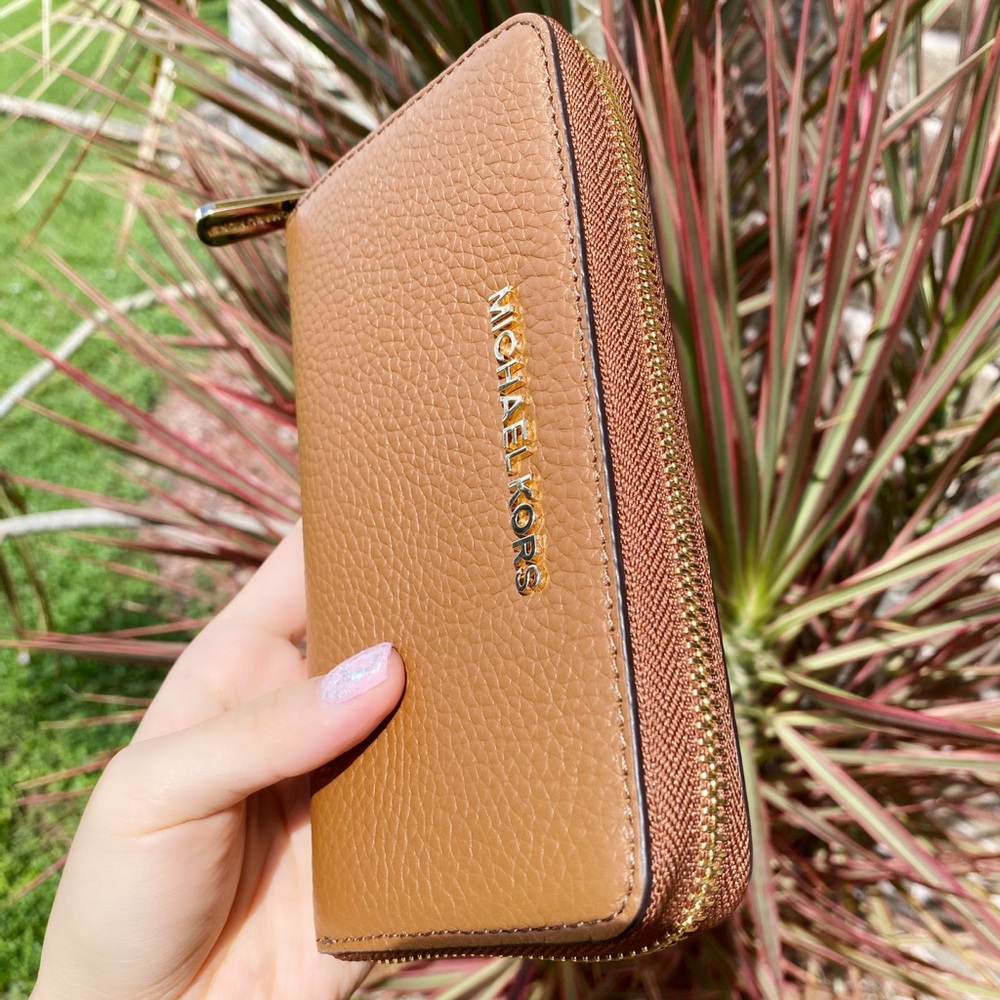 Michael kors jet set travel wallet luggage leather - Picture 3 of 5